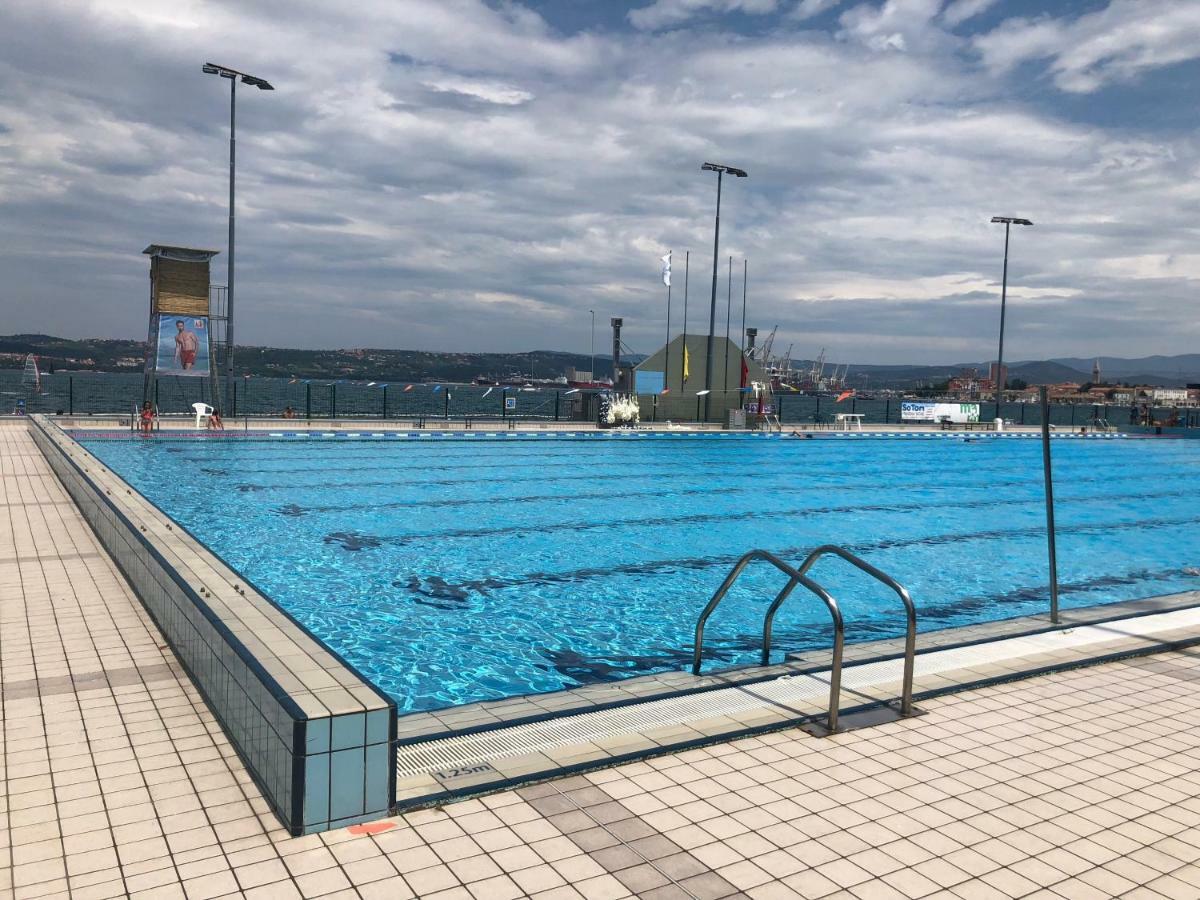 Apartmajsko Naselje Zusterna Apartment โคเปร์ ภายนอก รูปภาพ
