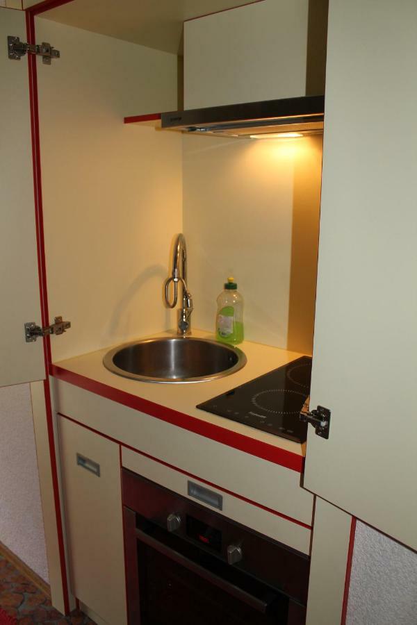 Apartmajsko Naselje Zusterna Apartment โคเปร์ ภายนอก รูปภาพ